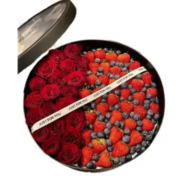 Strawberry Roses Box 2